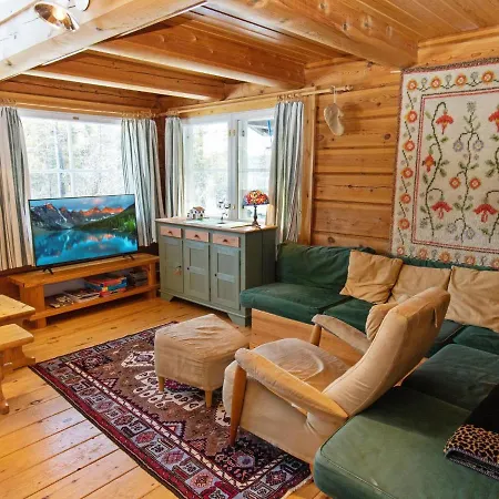 Iso-veke By Interhome 萨利色尔卡